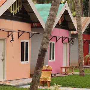 https://ramu-green-lake-cottage.mysorehotels.org