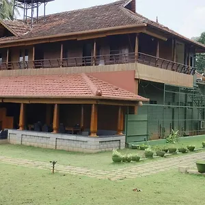 https://kuttichira-heritage-home.hotels-alappuzha.com